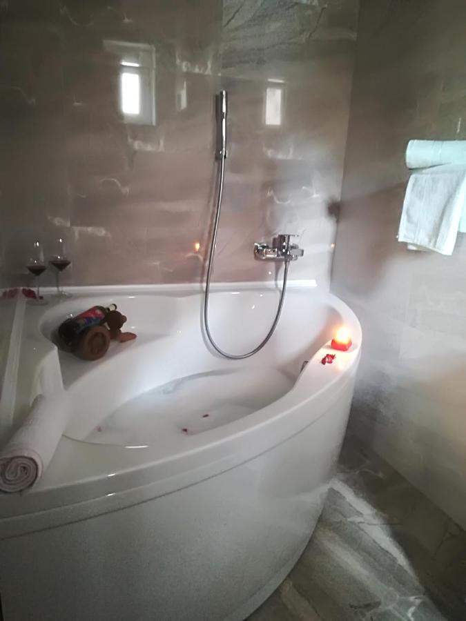 Apartment Nela Baška Voda المظهر الخارجي الصورة