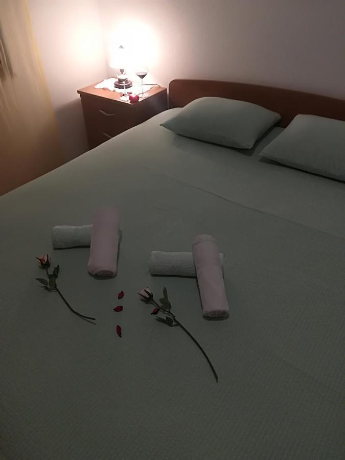 Apartment Nela Baška Voda المظهر الخارجي الصورة