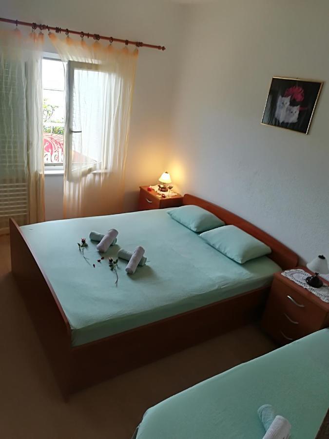 Apartment Nela Baška Voda المظهر الخارجي الصورة