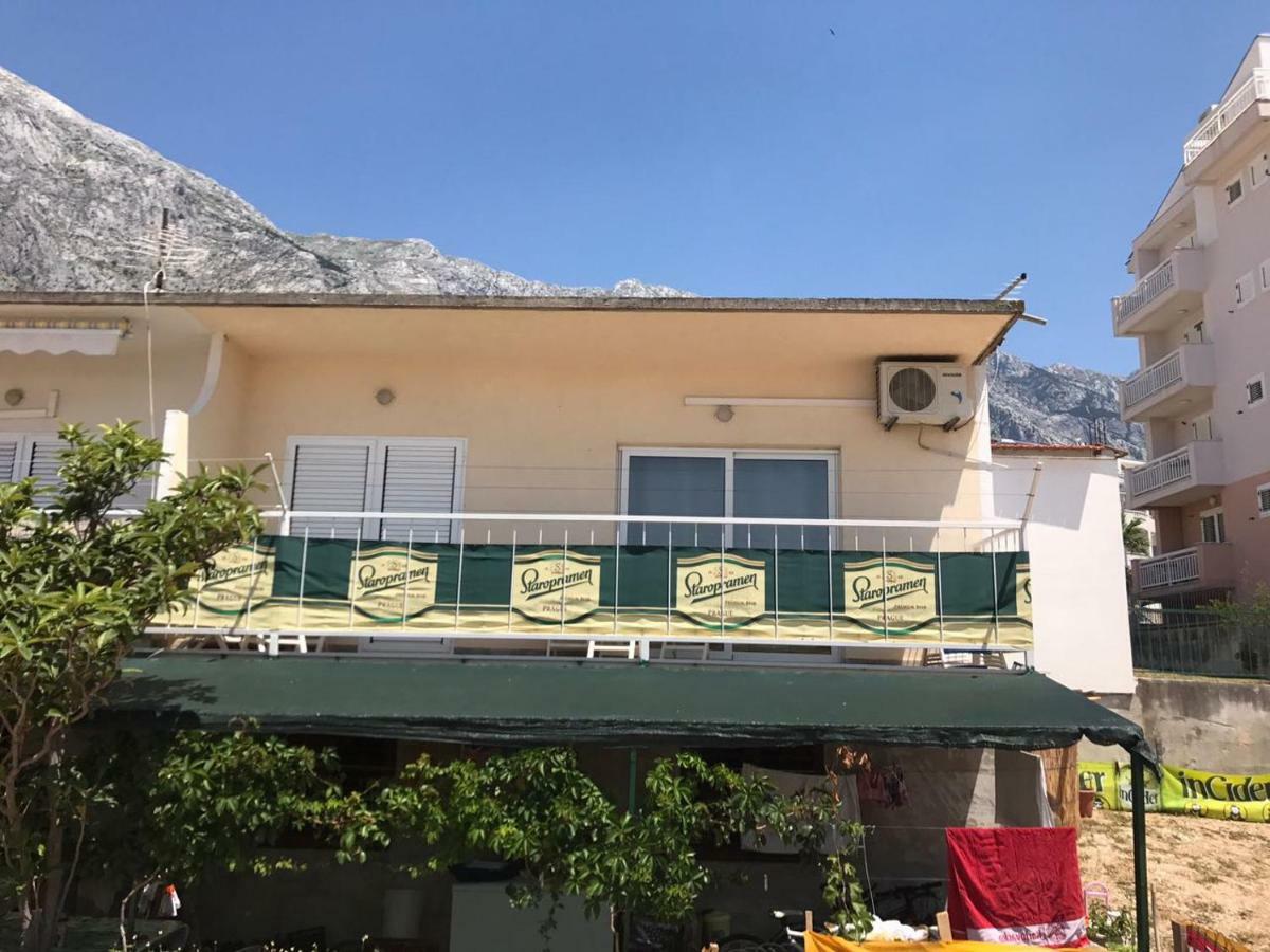 Apartment Nela Baška Voda المظهر الخارجي الصورة