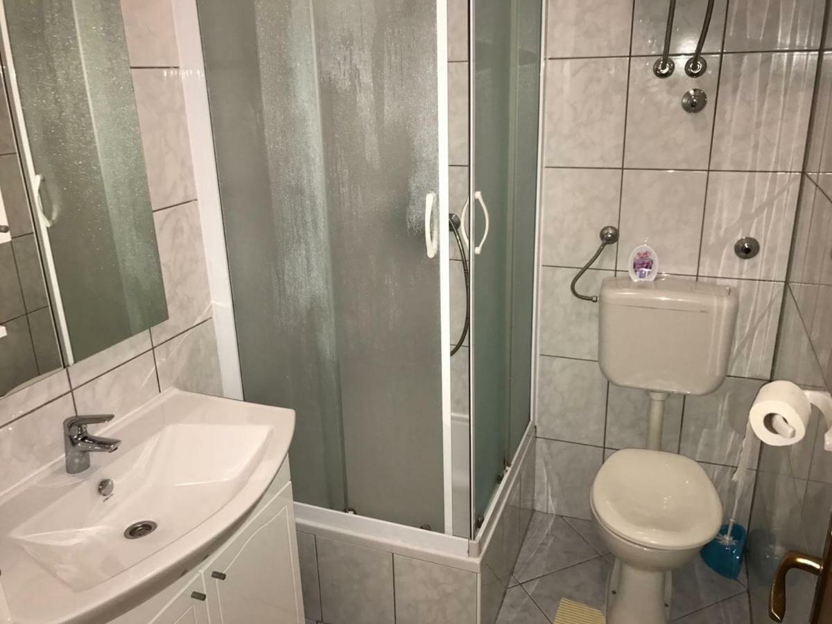 Apartment Nela Baška Voda المظهر الخارجي الصورة