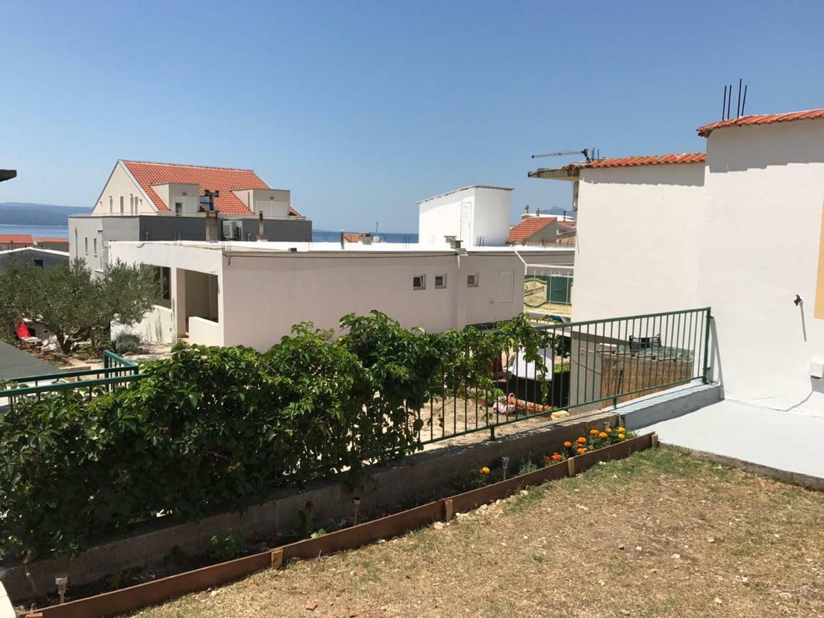 Apartment Nela Baška Voda المظهر الخارجي الصورة